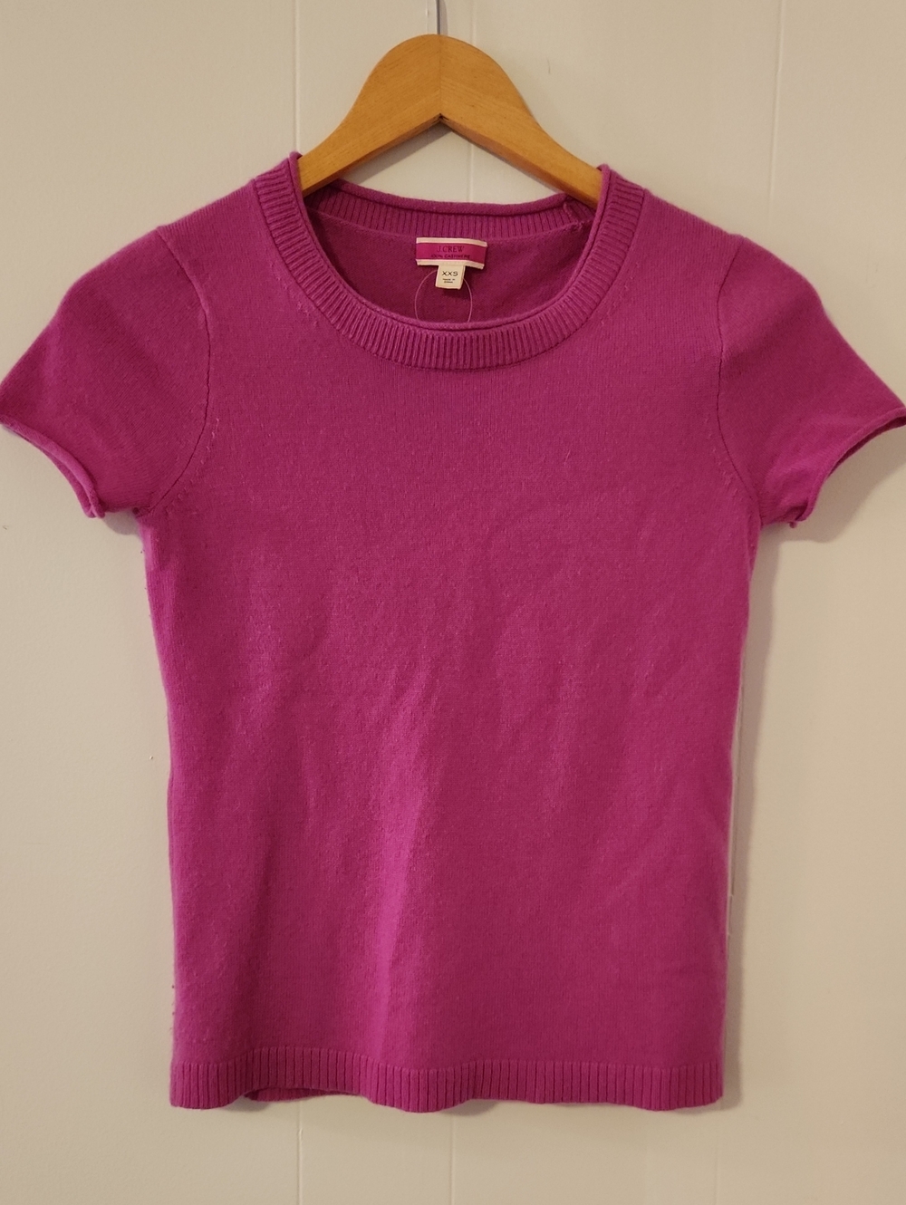 J. Crew Short-Sleeve 100% Cashmere Crewneck Sweater in Fuchsia